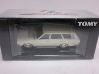 絶版トミカリミテッド　セドリック　ワゴン