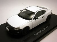 トヨタ86　TOYOTA86 RC Satin White Pearl 