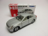 日産　スカイライン 銀
