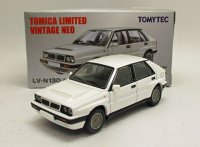 ランチア デルタHF インテグラーレ 16V （89年式）白