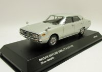 スカイライン2000GT-X（GC-110)　シルバー