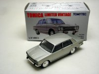 スカイライン１８００デラックス　銀