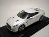 画像: 日産 GT-R(R35)　白パール
