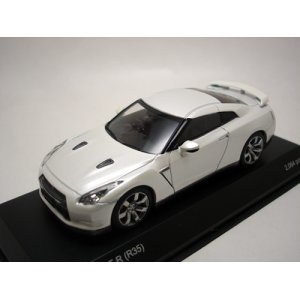 画像: 日産 GT-R(R35)　白パール