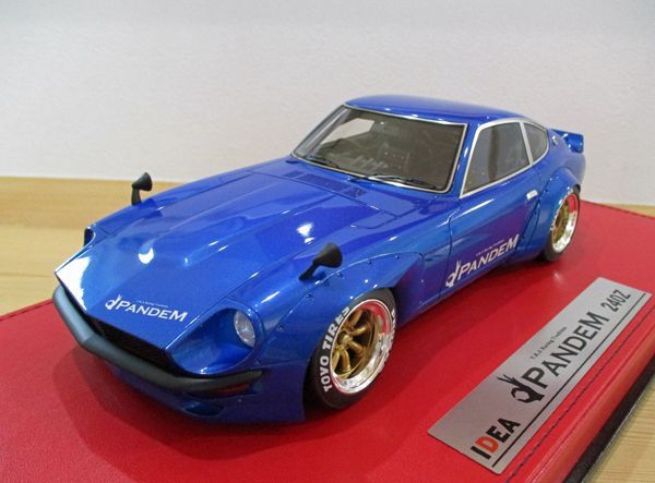 美品未展示品 メイクアップ 1/18 PANDEM 240Z メタリックブルー | www