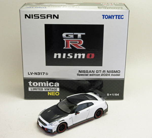 画像1: 日産 GT-R NISMO Special edition 2024 白